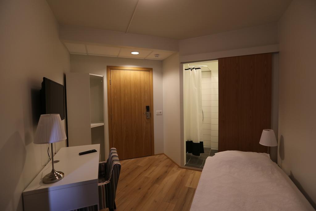 100 Iceland Hotel Рейкьявик Номер фото